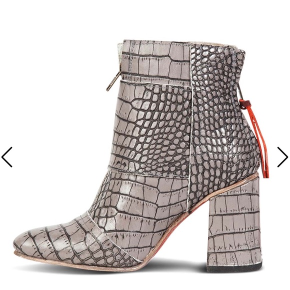 FREEBIRD BY STEVEN JOEY BOOTS IN STONE CROCO LEATHER W/FLARED WRAP HEEL SIZE 8 - Picture 3 of 16